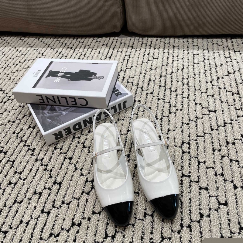 Miu Miu Sandals